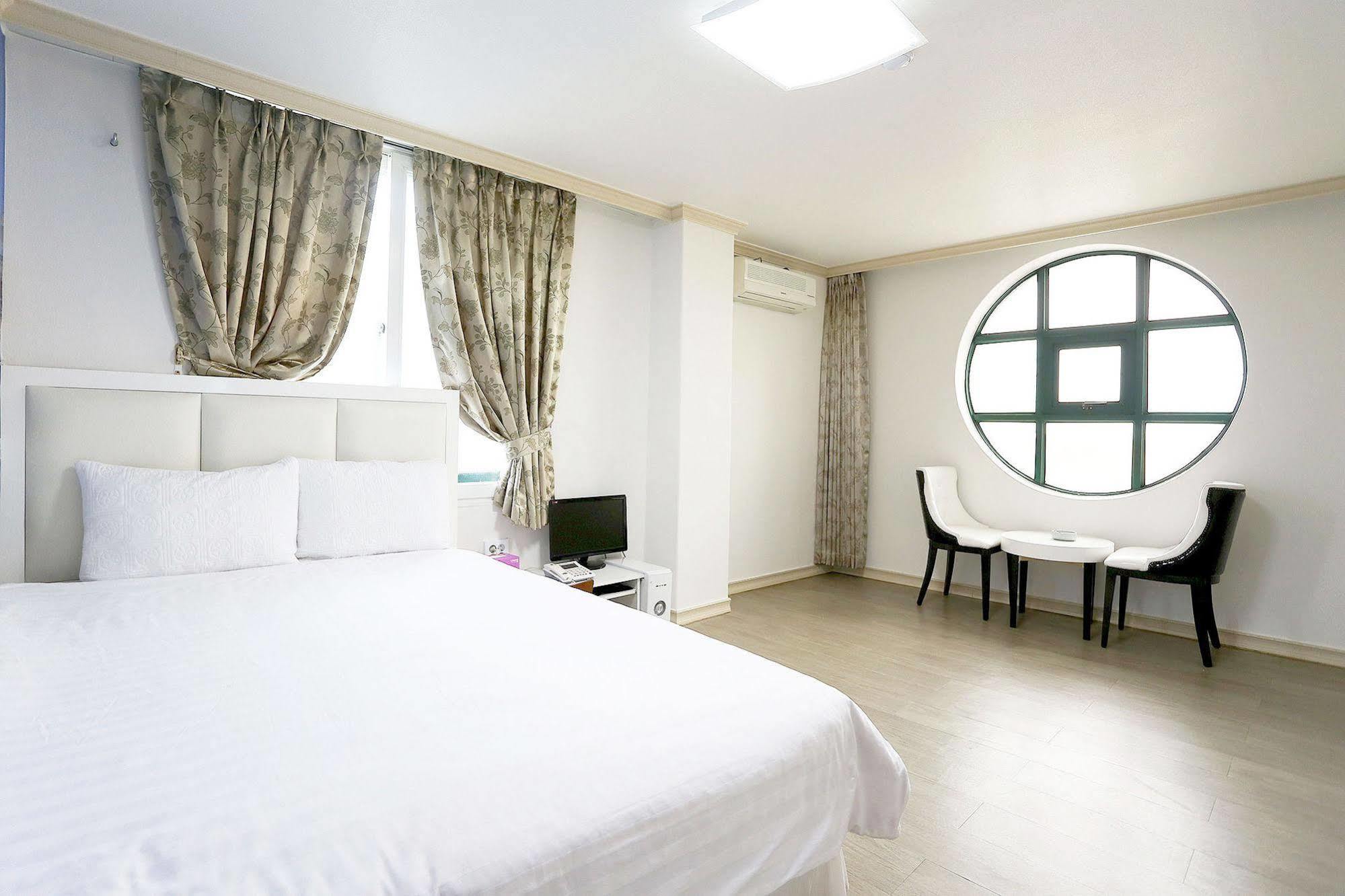 Songrim Motel Sokcho Extérieur photo